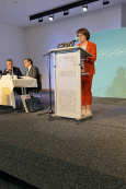 Bianca Winkelmann (MdL) ist Tagungspräsidentin