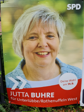 Hausverwalterin (62 Jahre)